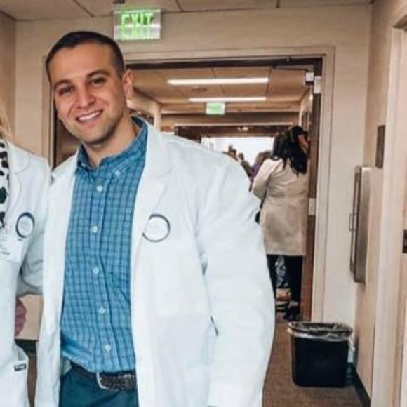 Meet your Posher, Alex - Picture 1 of 1